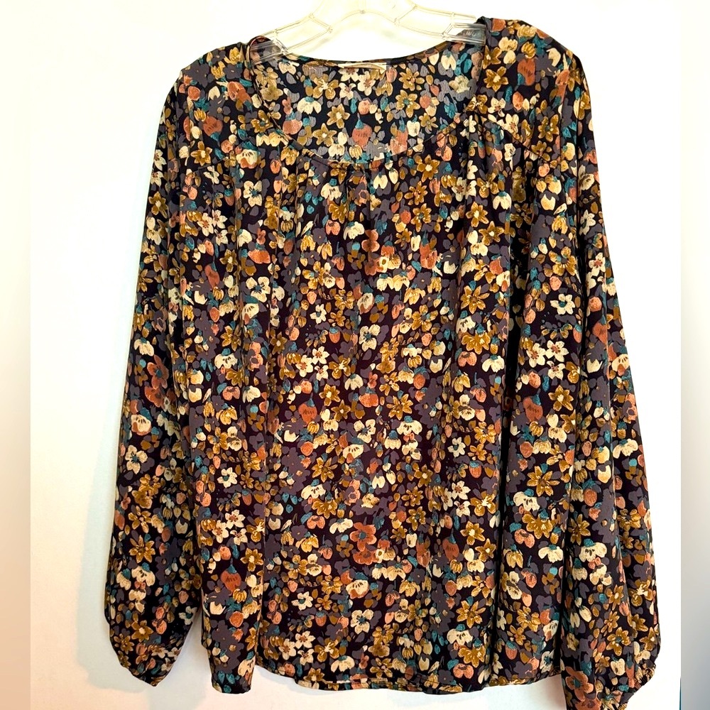 Women’s blouse